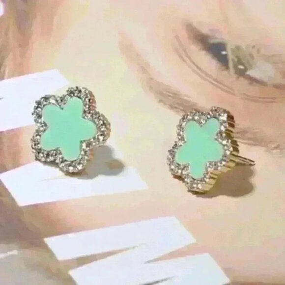 Aqua Green Clover Stud Earrings - Picture 4 of 4